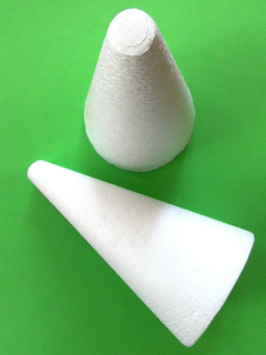 Polystyren kužel 15cm "12"