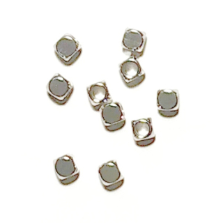 Kovový korálek kostička 4x4 mm"76079"10s/bal